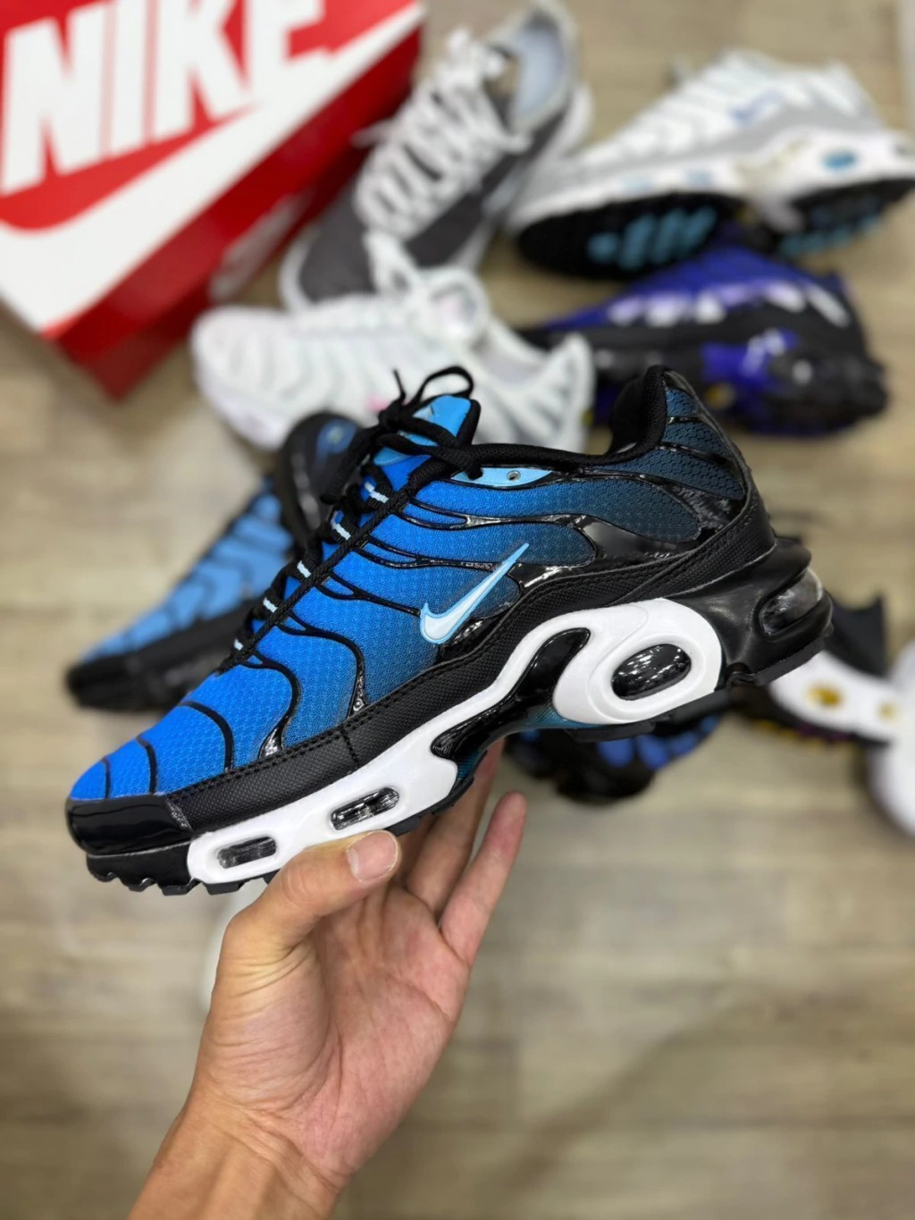 AIR MAX PLUS TN 1 AQUARIUS BLUE