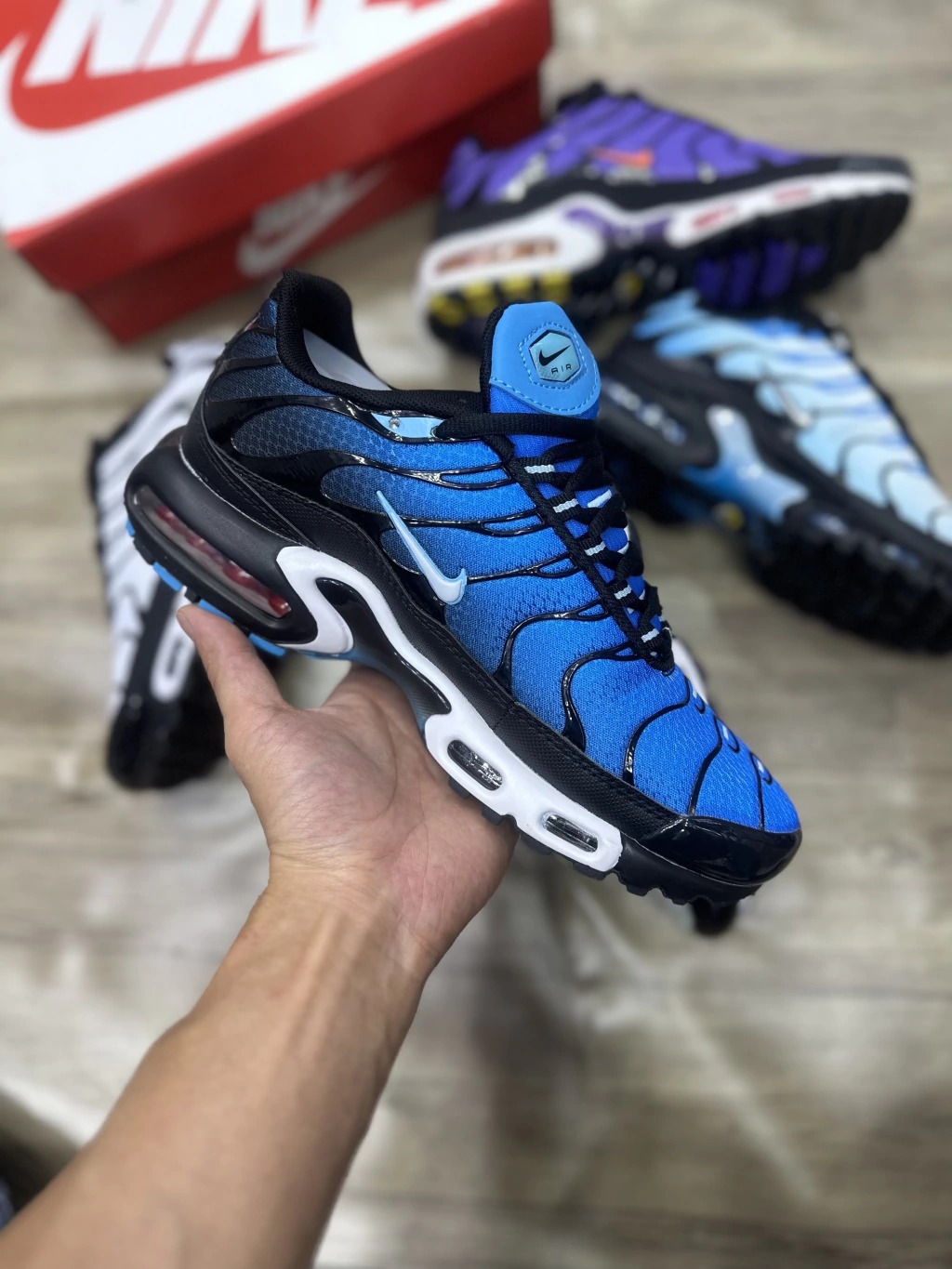 AIR MAX PLUS TN 1 AQUARIUS BLUE - Imagem 3