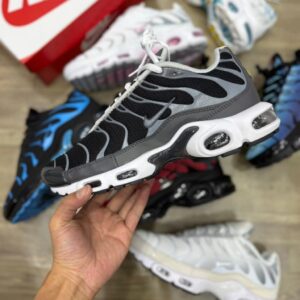 AIR MAX PLUS TN 1 BLACK SILVER