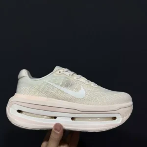 NIKE VOMERO PREMIUM FIST RUN REVIEW